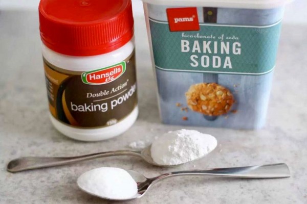 Baking_Soda_dan_Baking_Powder,_Ketahui_Perbedaan_dan_Manfaatnya.jpeg