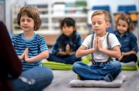 pentingnya-melatih-konsentrasi-sejak-dini-dengan-kids-yoga_m_.jpg